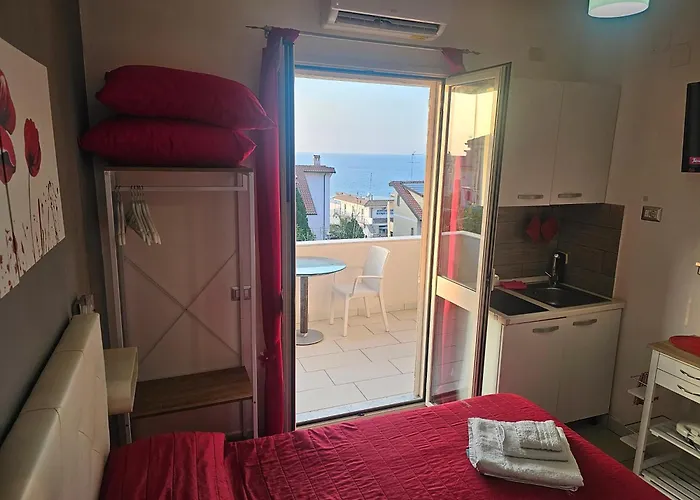 Ele&Gio Accomodation - Sea View